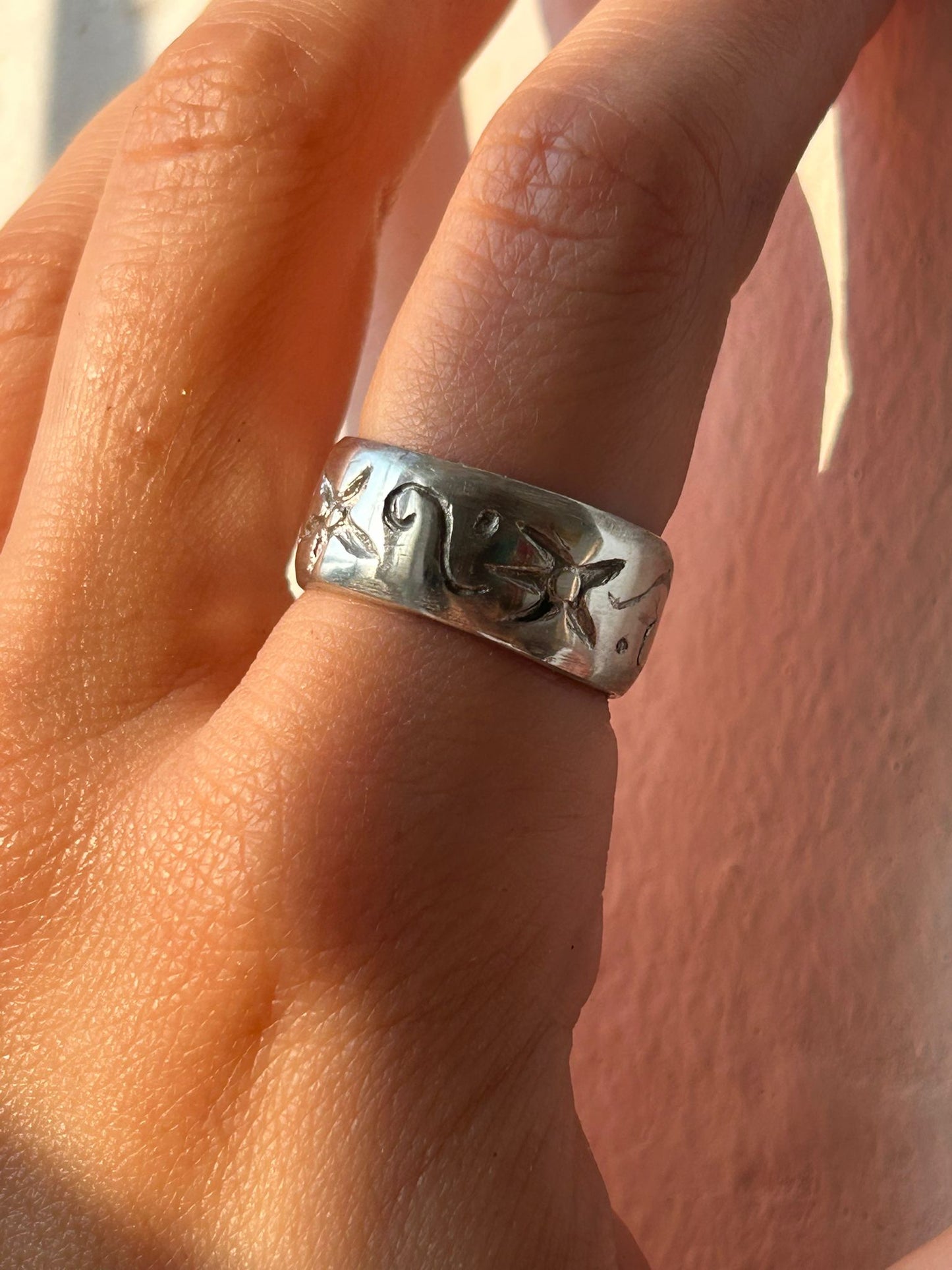 the etched floral ring