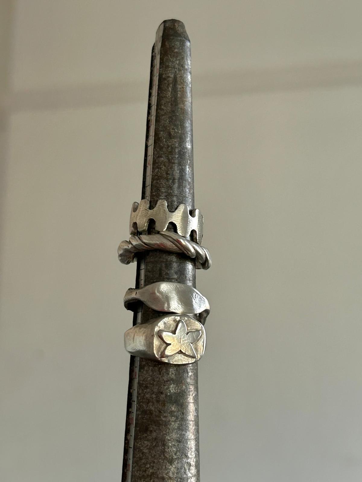 the pointy ring