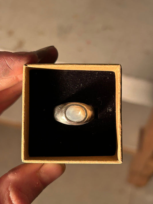 the mother of pearl ring