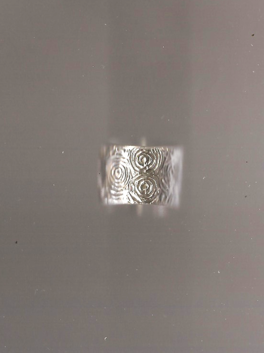 the really swirly big ring