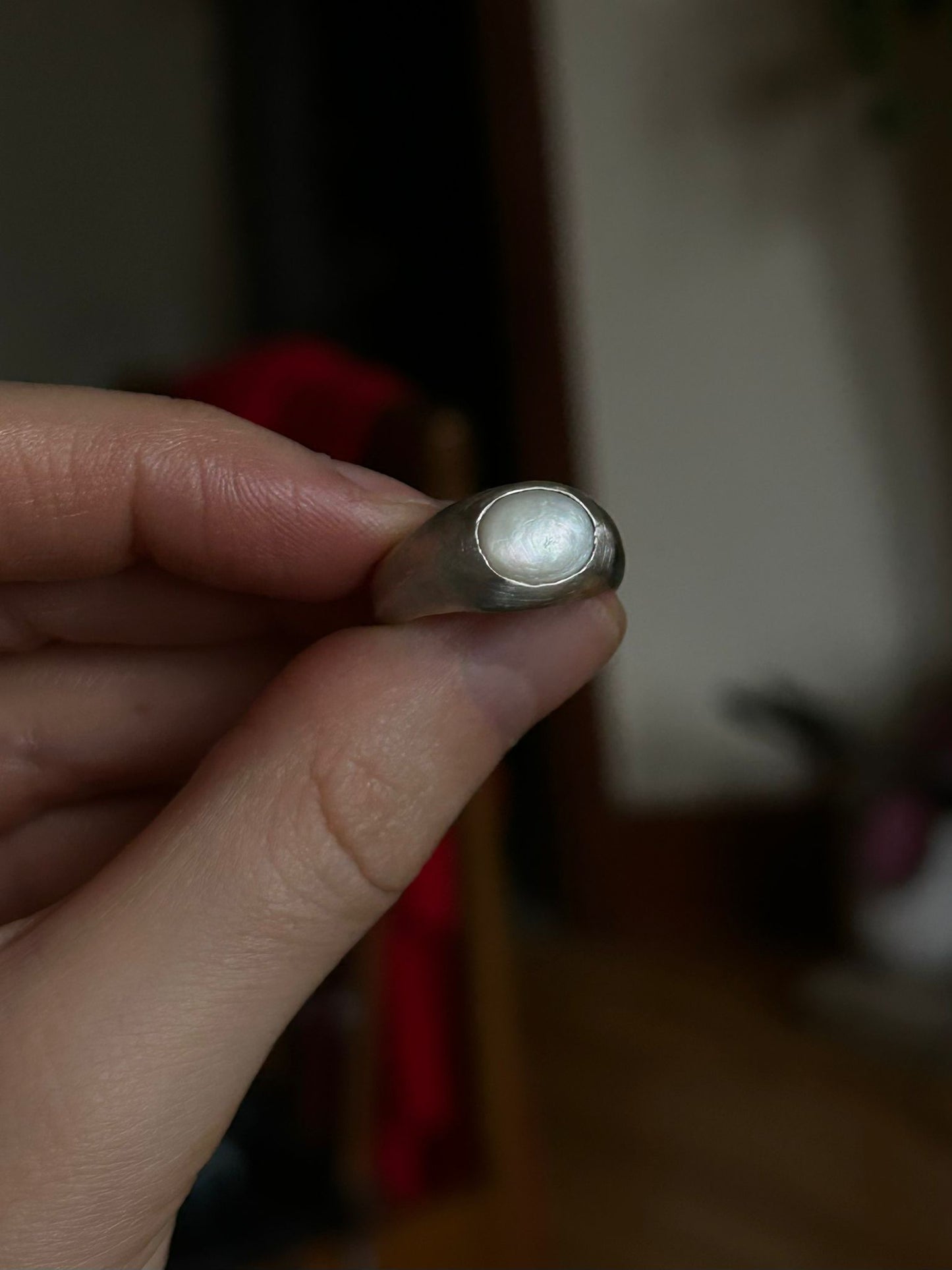 the mother of pearl ring